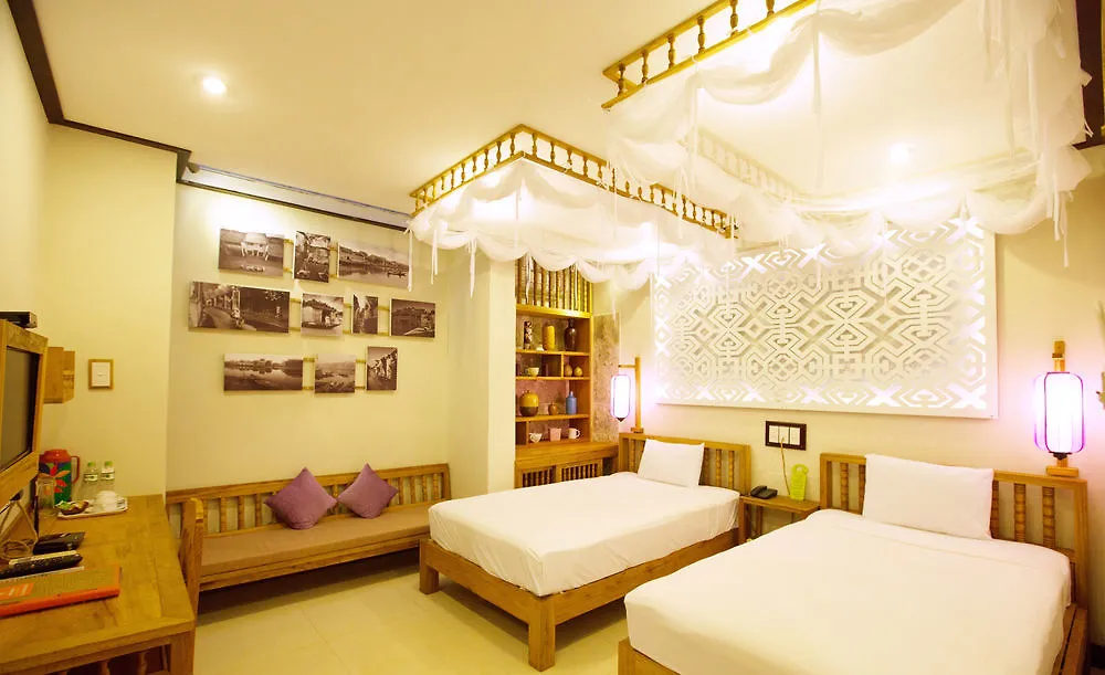 Hoi An Pho Library Hotel 2*, הוי אן