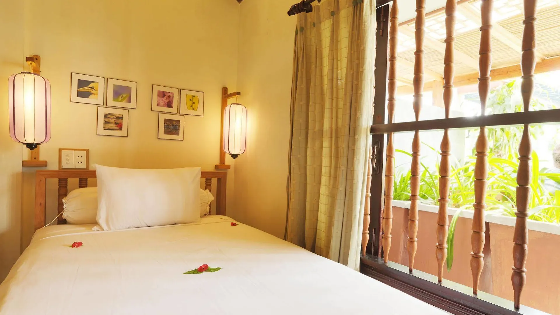 **  Hoi An Pho Library Hotel וייטנאם