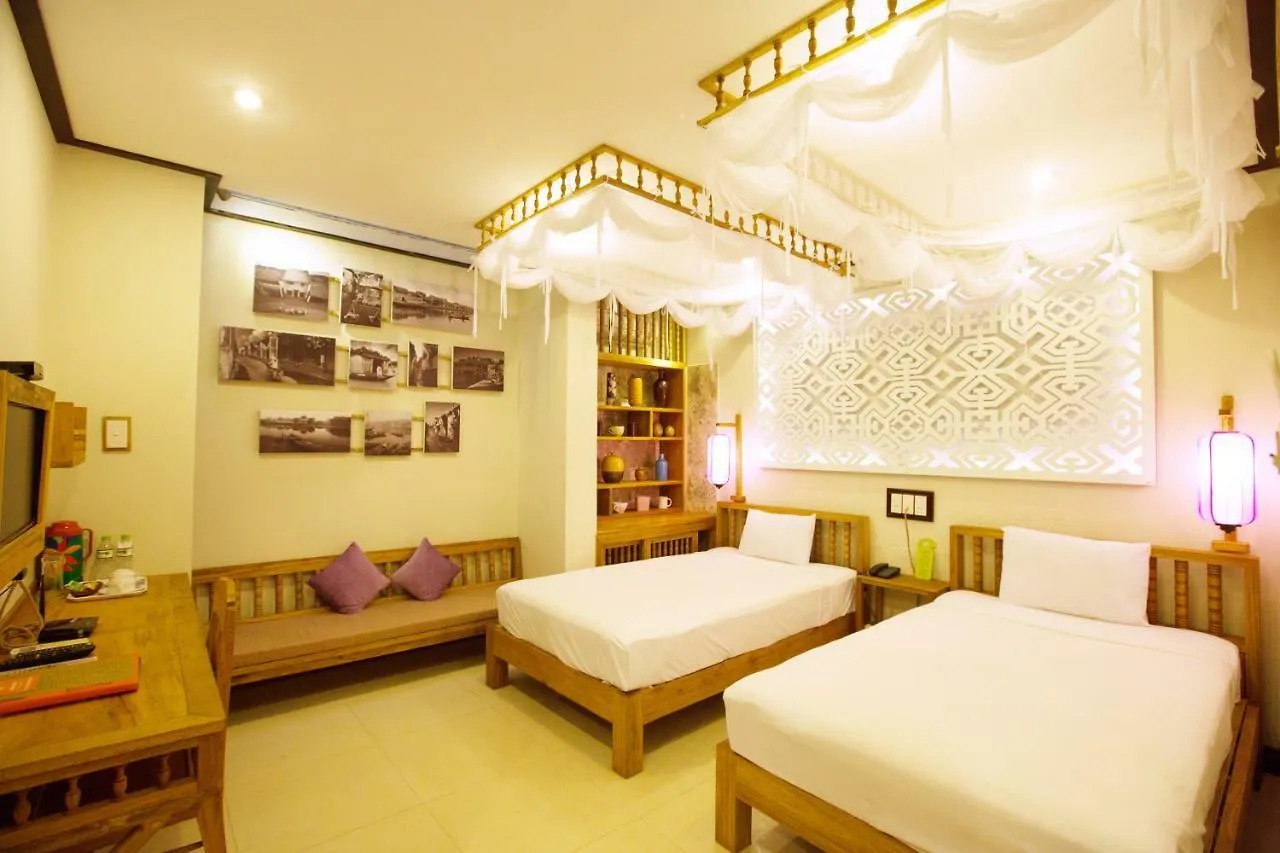 Hoi An Pho Library Hotel 2*, הוי אן